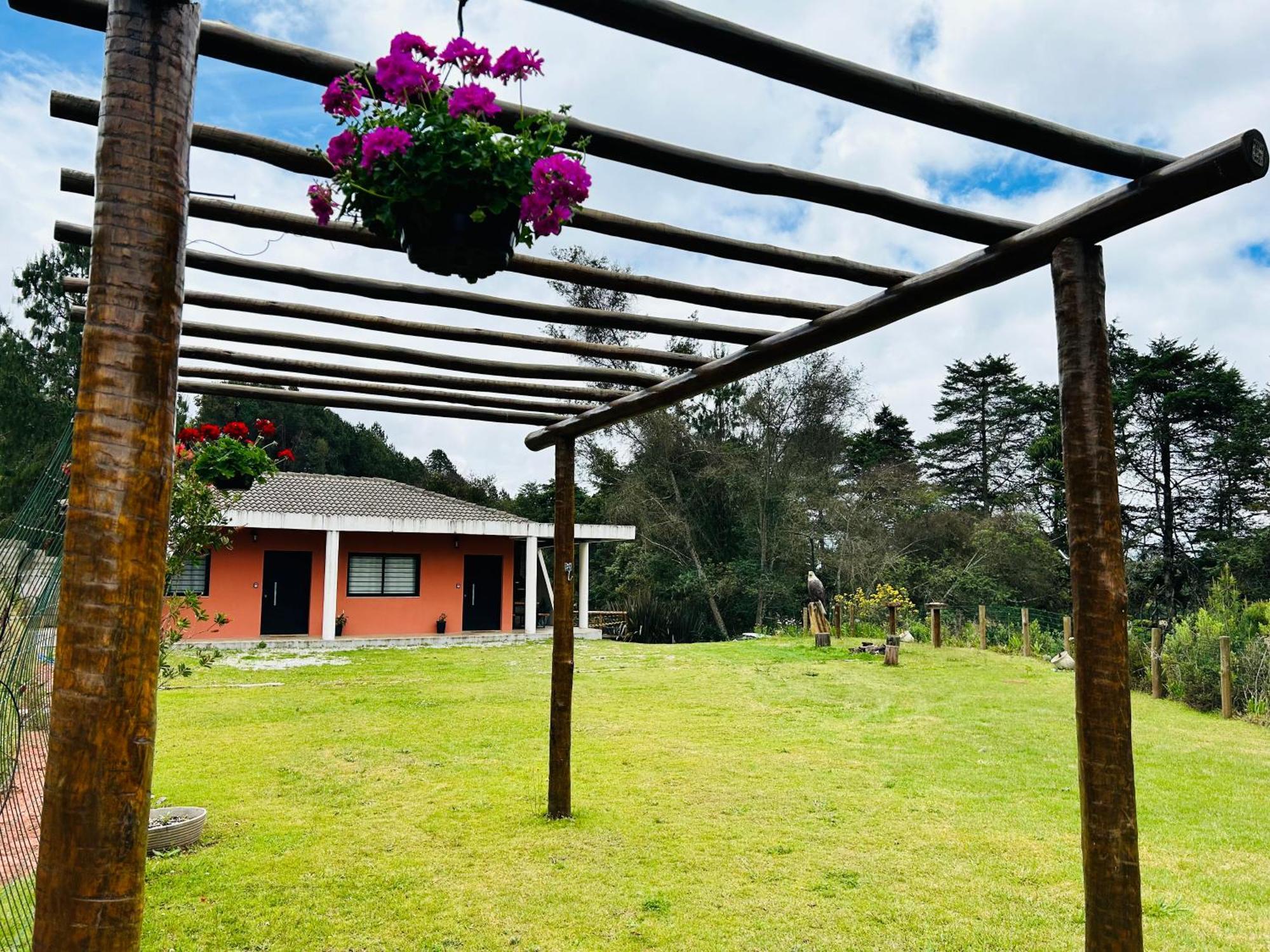 Casa de férias Pertinho Do Capivari 3km - 2 Lofts Privativos Campos do Jordão